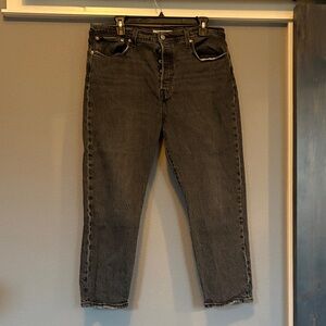 Levi's Women's Black Straight Leg Jeans